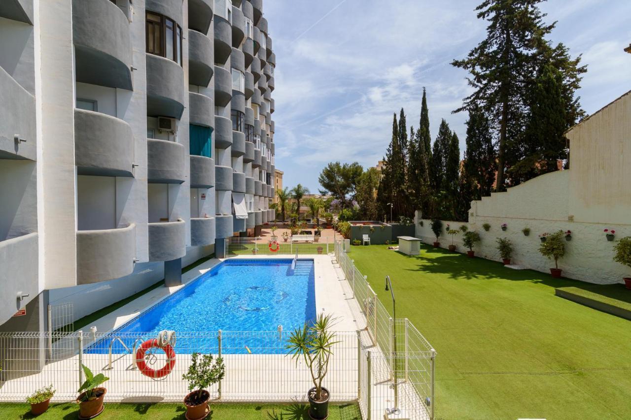 Malagasuite Comfort Home And Pool Торремолинос Экстерьер фото